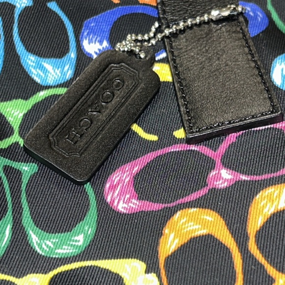 Coach Tote - Picture 3 of 16